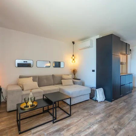 In Sardinia Close To The And To Airport Sol Y Luna 11 Apartment